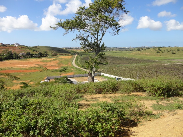 ÁREA DE 346.060,00 M² NA LOCALIDADE DE VIRGEM SANTA Potencial para extração de saibro. Licenças OK.