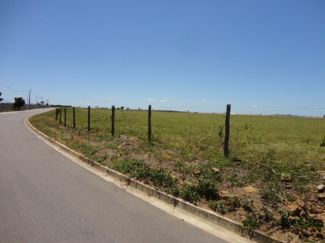 ÁREA URBANA DE 1.258.400,00 M² NA BR 101 (CAMPOS X VITÓRIA)