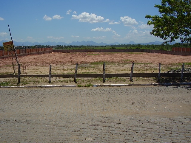 VENDO EXCELENTE ÁREA NA 7.200,00 M² NA BR 101 (CAMPOS-VITÓRIA) EM FRENTE A REDE MANAUS!!