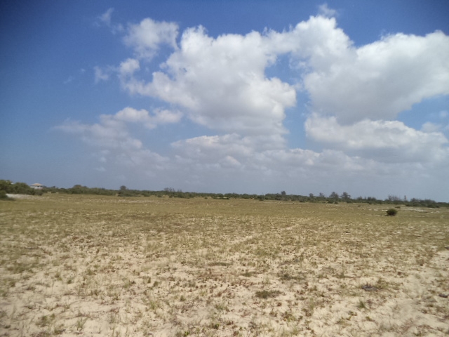 ÁREA DE 484.000,00 M² NO CENTRO DO AÇÚ À 1,8 Km do Porto do Açú