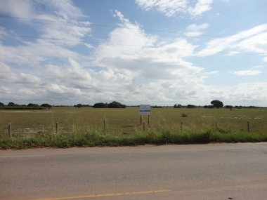 ÁREA DE 103.000,00 M² EM CAMPO DA PRAIA, NA ESTRADA DO PORTO DO AÇÚ