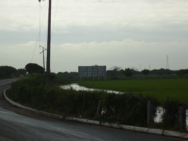 PROPRIEDADE DE 21 ALQUEIRES SITUADA NO EIXO INDUSTRIAL DO PORTO DO AÇU 1.016.400 M²!!