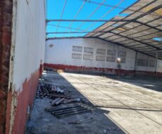 ÁREA/GALPÃO DE 2.000,00 M² NA RUA SENADOR VIANA AO LADO DA UNIVERSIDADE FEDERAL FLUMINENSE À 150 METROS DA AV. 15 DE NOVEMBRO.