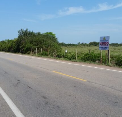 ÁREA DE 375.601,67 M², EM RUA NOVA NA ESTRADA DO PORTO DO AÇÚ (RJ-240),