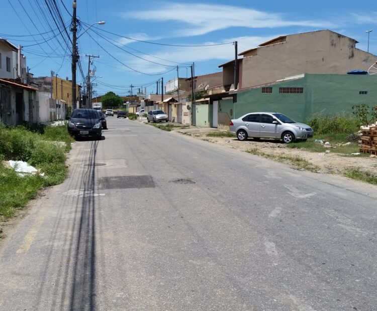 2 TERRENOS NO PRQ. IMPERIAL NA RUA LUÍS CARLOS DE BARROS VIANA