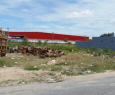 2 TERRENOS NO PRQ. IMPERIAL NA RUA LUÍS CARLOS DE BARROS VIANA