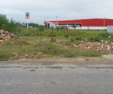 2 TERRENOS NO PRQ. IMPERIAL NA RUA LUÍS CARLOS DE BARROS VIANA