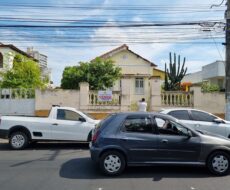 CASA NA RUA NA VOLUNTÁRIOS DA PÁTRIA, Nº , CENTRO