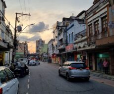 PRÉDIO COMERCIAL NA RUA ALBERTO TORRES, Nº , CENTRO