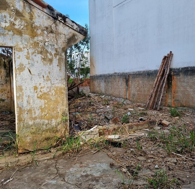 CASA NA RUA NA VOLUNTÁRIOS DA PÁTRIA Nº 518, PELINCA.