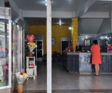 LOJA COMERCIAL NA RUA ALBERTO TORRES, Nº , CENTRO