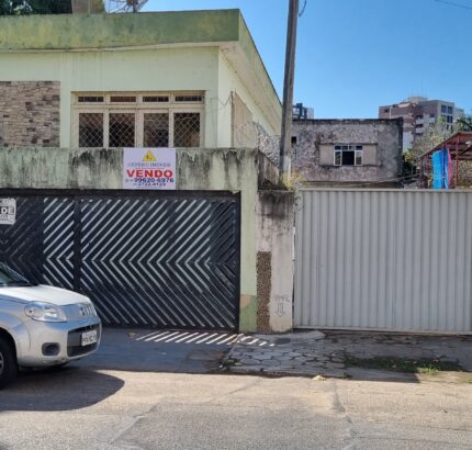 CASA NA RUA CONSELHEIRO TOMÁS COELHO