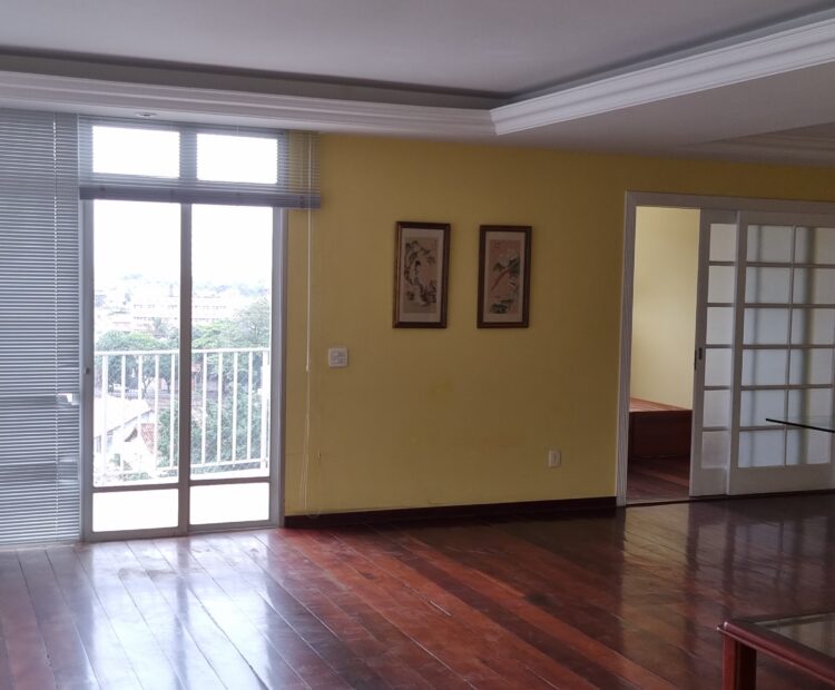 APARTAMENTO NO ED PEREIRA CRESPO, RUA ALBERTO TORRES,