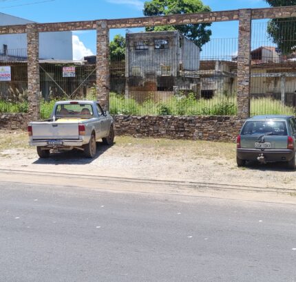 TERRENO COM 1.000 M² NA AV. PRESIDENTE VARGAS, Nº 432/474, PECUÁRIA.