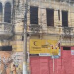 PRÉDIO COMERCIAL (CASTELINHO) NA AVENIDA 15 DE NOVEMBRO