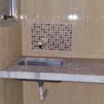 PRÉDIO COMERCIAL NA RUA DOS ANDRADAS ESQUINA COM RUA SANTA EFIGÊNIA