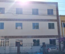 PRÉDIO NA RUA AGNALDO MACHADO, Nº 385 (ESQUINA COM A TRAVESSA SÃO TARCÍSIO), JÓCKEY CLUB. 23 KITNETS.