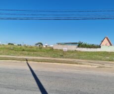 TERRENO NO LOTEAMENTO VILA DA RAINHA (FRENTE PARA AV. ALBERTO LAMEGO)