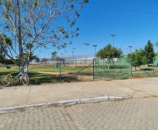 CASA NO CONDOMÍNIO ATHENAS PARK RESIDENCE