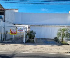 PRÉDIO COMERCIAL NA AVENIDA 28 DE MARÇO, TURF CLUB