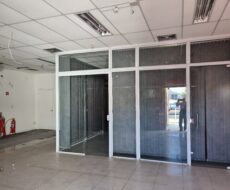 PRÉDIO COMERCIAL NA AVENIDA 28 DE MARÇO, TURF CLUB