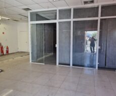 PRÉDIO COMERCIAL NA AVENIDA 28 DE MARÇO, TURF CLUB