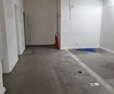 PRÉDIO COMERCIAL NA AVENIDA 28 DE MARÇO, TURF CLUB