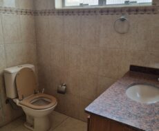 CASA NA AV. GILBERTO CARDOSO,