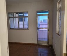 CASA NA AV. GILBERTO CARDOSO,