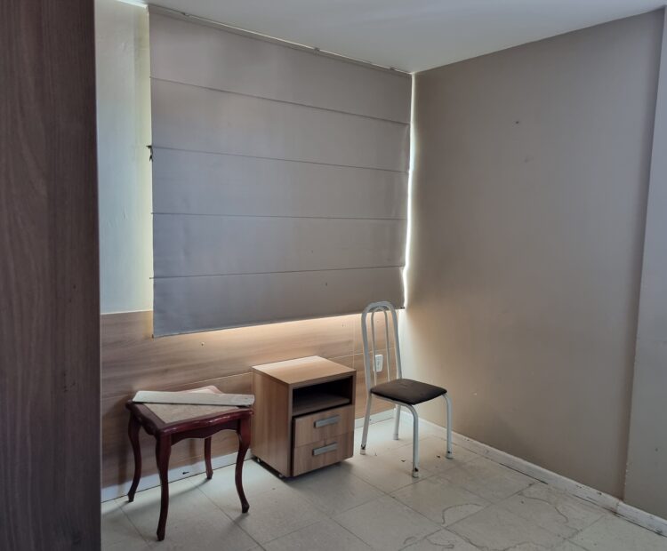 APARTAMENTO NO EDIFÍCIO SAINT MITCHEL, NA RUA CALDAS VIANA