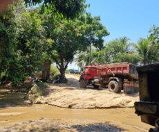 UM AREAL NA BR-356 (CAMPOS x SÃO JOÃO DA BARRA)