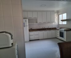 CONJUNTO DE SALAS COMERCIAIS NA COBERTURA