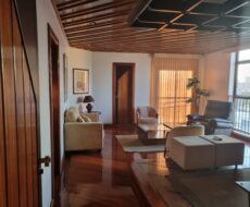 CONJUNTO DE SALAS COMERCIAIS NA COBERTURA