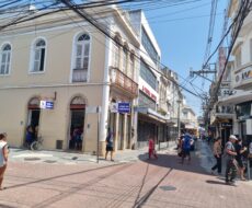PRÉDIO COMERCIAL NA RUA JOÃO PESSOA (ESQUINA
