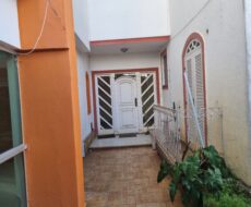 PRÉDIO COMERCIAL NA RUA VOLUNTÁRIOS DA PÁTRIA Nº , PELINCA.