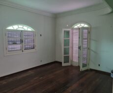 PRÉDIO COMERCIAL NA RUA VOLUNTÁRIOS DA PÁTRIA Nº , PELINCA.