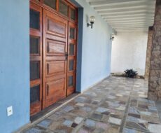 CASA NA RUA GILBERTO CARDOSO, TURF CLUB. NASCENTE. 350 M²