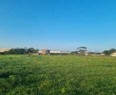 9 alqueires mais ou menos, de frente para a estrada sentido Venda Nova,