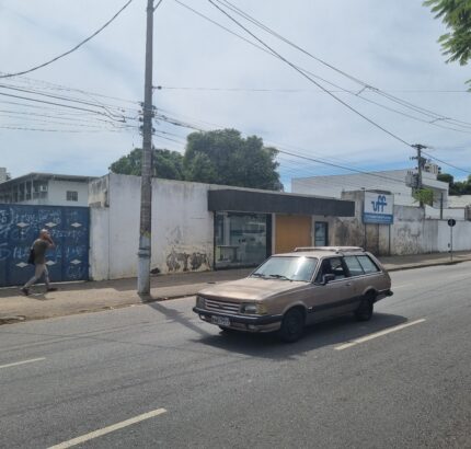 EXELENTE TERRENO COM ÁREA DE 2.540 M² NA AV. 28 DE MARÇO NO PARQUE ALZIRA VARGAS.