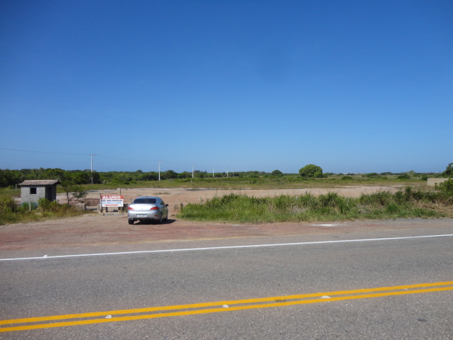 ÁREA COMERCIAL/INDUSTRIAL DE 193.600,00 M² NO PORTO DO AÇU.