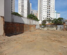 TERRENO DE 1.420,00 M² NA AV. 15 DE NOVEMBRO, CENTRO