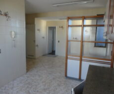 APARTAMENTO NO EDIFÍCIO DEBLET APARTAMENTO