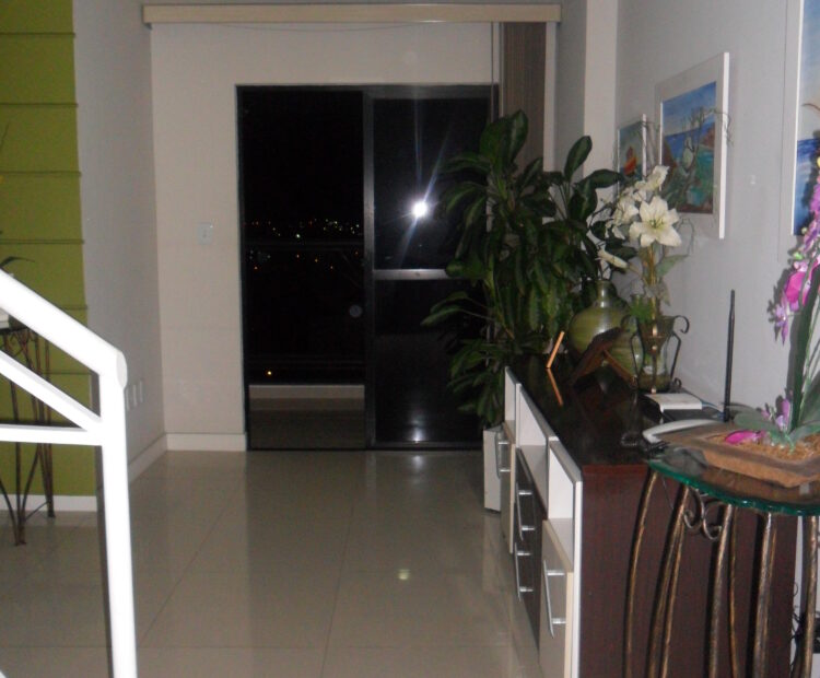 APARTAMENTO COBERTURA DUPLEX NO ED ALMIRANTE TAMANDARÉ. RUA DR. SIQUEIRA EM FRENTE AO PORTÃO DO CEFET. PQ DOM BOSCO/TAMANDARÉ