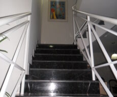 APARTAMENTO COBERTURA DUPLEX NO ED ALMIRANTE TAMANDARÉ. RUA DR. SIQUEIRA EM FRENTE AO PORTÃO DO CEFET. PQ DOM BOSCO/TAMANDARÉ