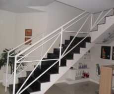 APARTAMENTO COBERTURA DUPLEX NO ED ALMIRANTE TAMANDARÉ. RUA DR. SIQUEIRA EM FRENTE AO PORTÃO DO CEFET. PQ DOM BOSCO/TAMANDARÉ