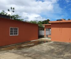 CASA NA RUA JOSÉ BERNARDINO, Nº TURF CLUB