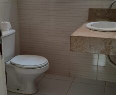 CASA NA RUA JOSÉ BERNARDINO, Nº TURF CLUB