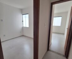 CASA LINEAR NO JARDIM BOTÂNICO