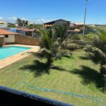 CASA EM GRUSSAÍ EM NA RUA BONGAUVILE ESQUINA COM AV. CHRIS.