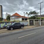 CASA PARA FINS COMERCIAIS NA AVENIDA 28 DE MARÇO